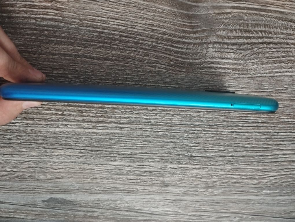 Продам Redmi 9c nfs в отличном состоянии