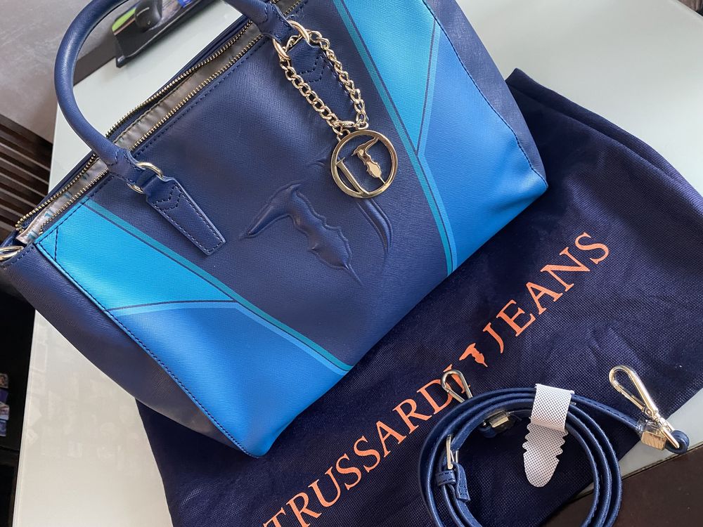 Чанта Trussardi като нова