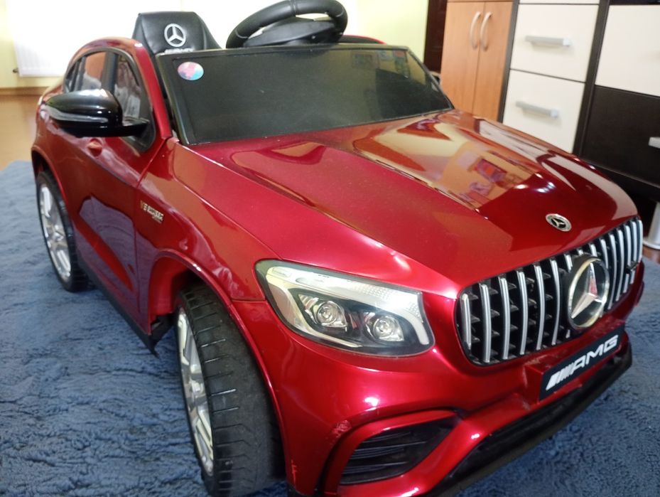 Masinuta electrica cu telecomanda 4x4 Mercedes-Benz GLC 63 Amg Rosu