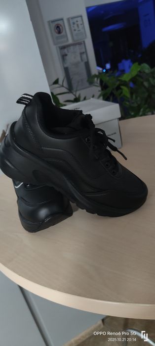 Pantofi casul  sport