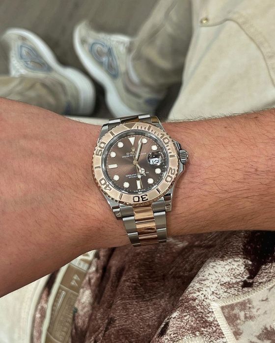 rolex yacht - master chocolate dial