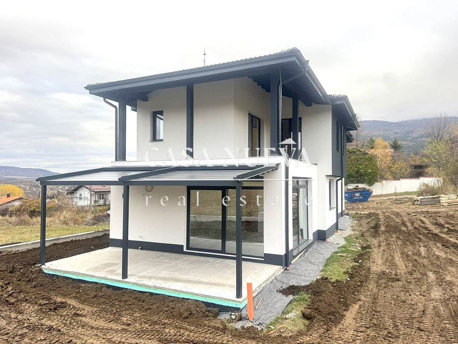 Продава се Къща в с. Рударци, Област Перник - 265 кв.м за 1695 €/кв.м - Снимка #4