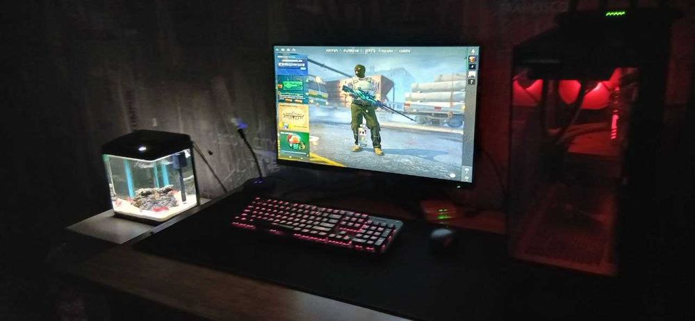 Kamputer stolniy komplekt