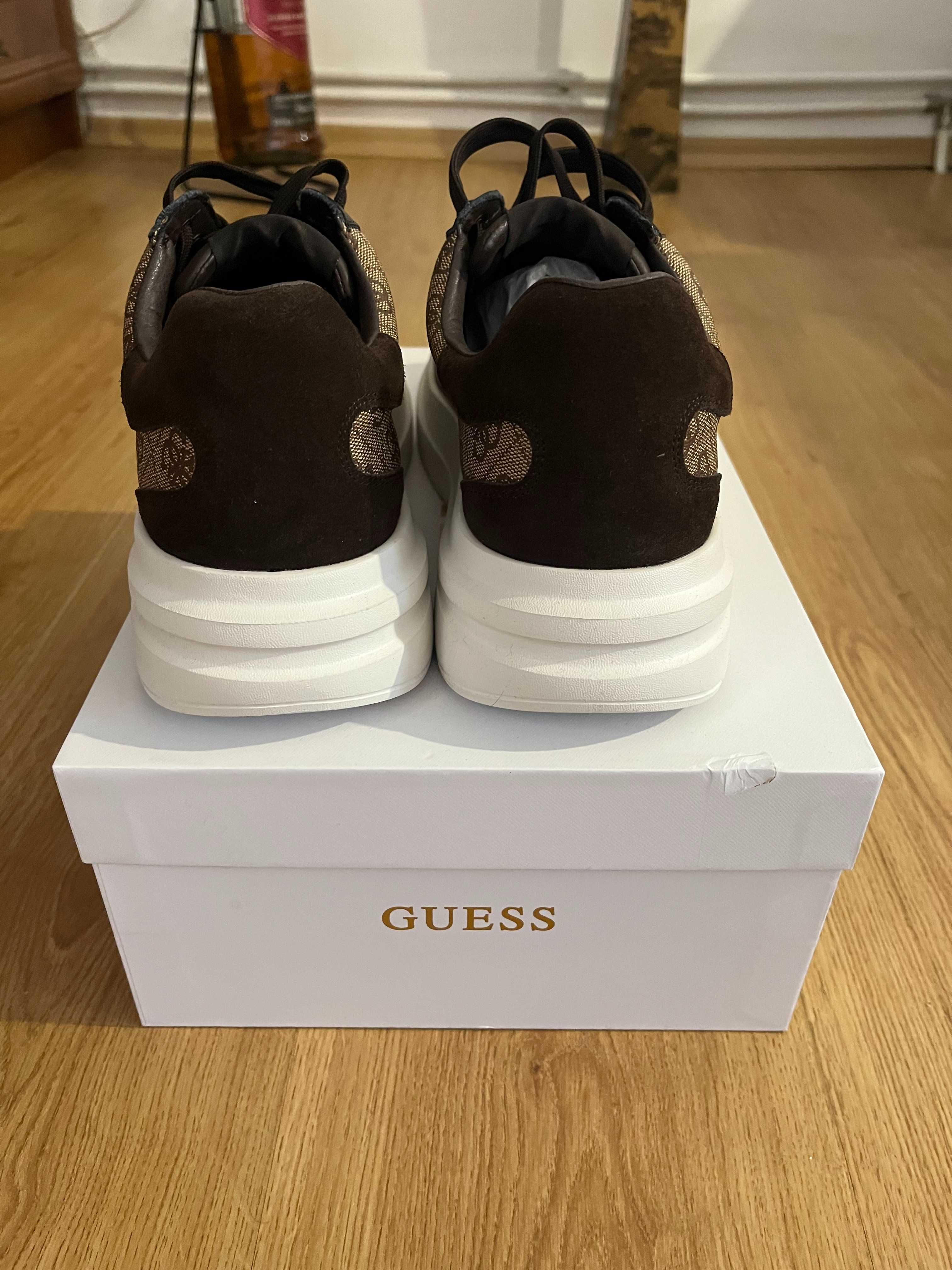 Мъжки сникърси GUESS