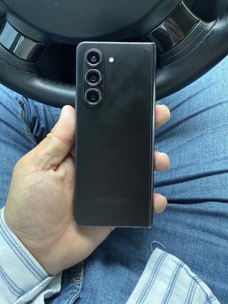 Galaxy z fold 5