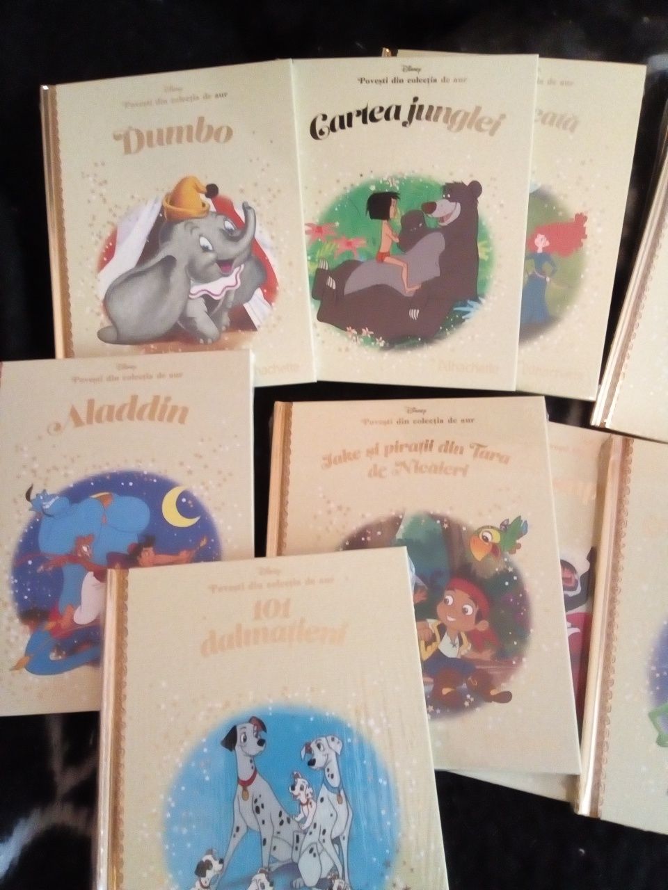 Cărți de povesti din colecția de aur Disney
