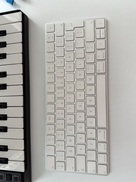 iMac Retina 4K, 21.5-inch, 2019