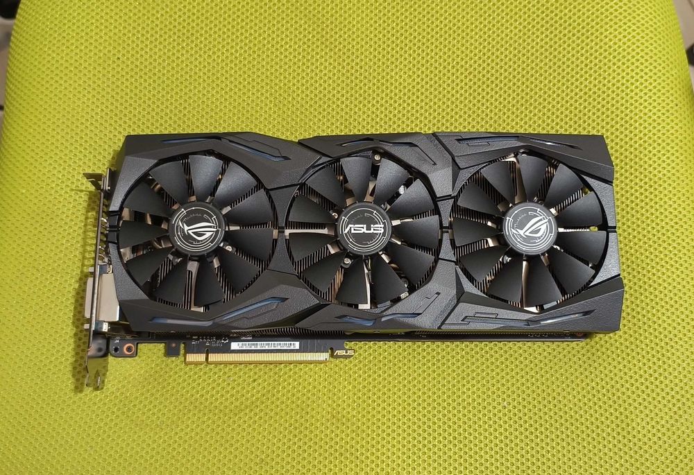 placa video ASUS ROG STRIX GTX 1080 GAMING