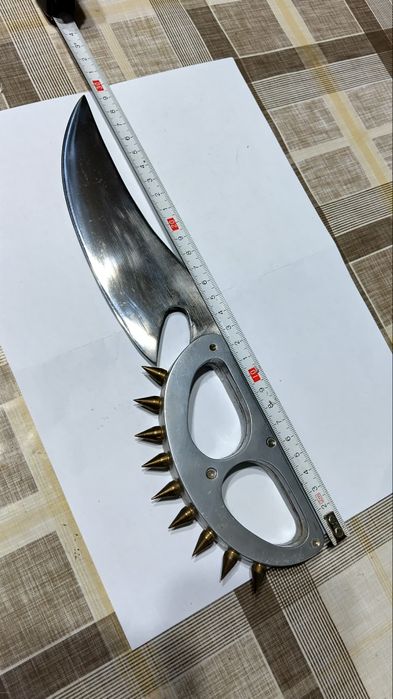 Ръчно изработен нож,от филма- Кобра