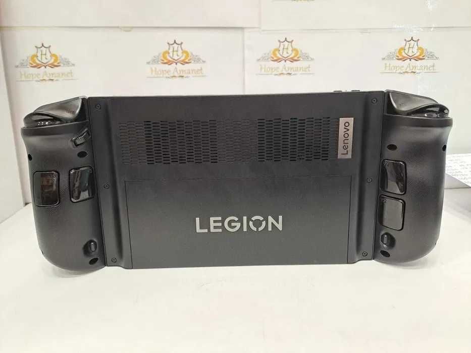 Lenovo Legion GO cu SSD 512gb-jocuri instalate (garantie Emag)