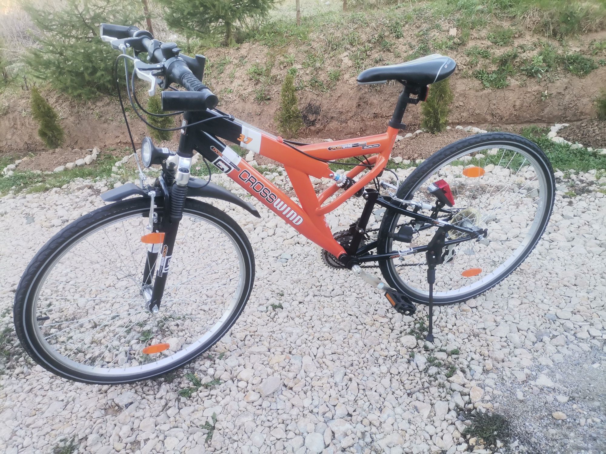 Bicicleta cu Suspensie ca si nouă de 28