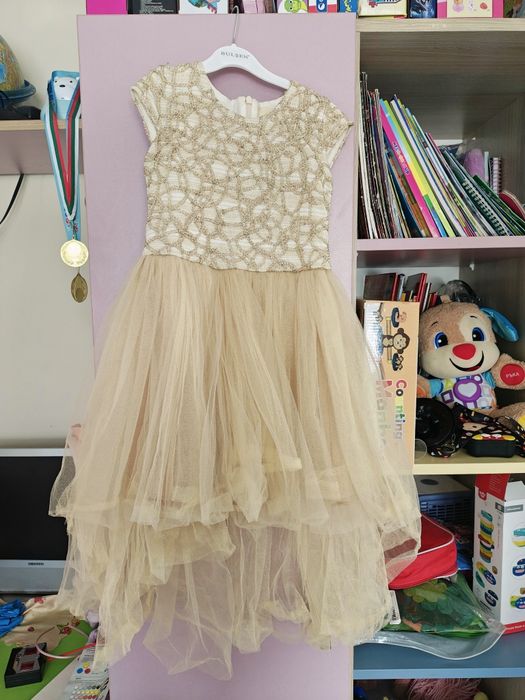 Рокли от 2 до 6 г запазени