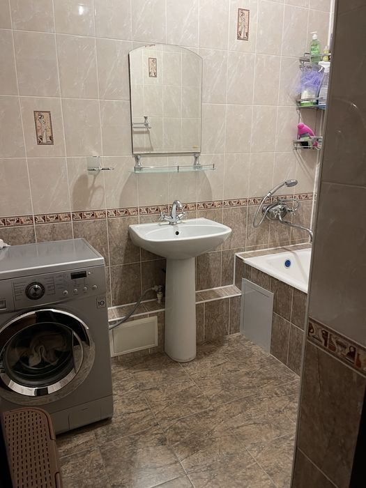 Продаётся квартира 2/2/9 на Паркентском , м Риёзий