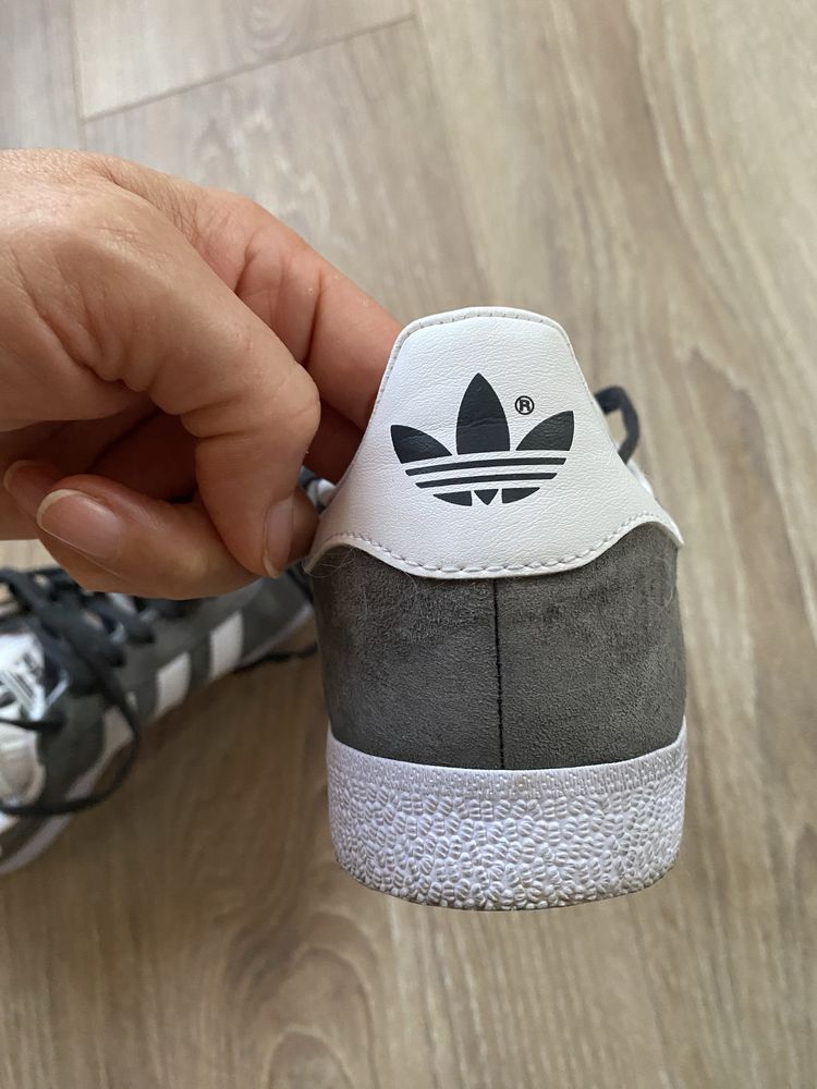 Adidas Gazelle кецове