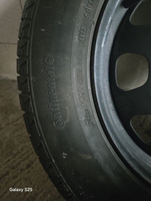 Anvelopă Continental 215/65 R16 cu jantă –  nouă, DOT 2023