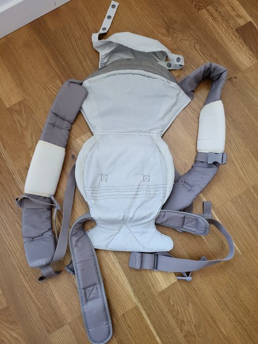 Marsupiul  Chicco Hip Seat Carrier 3 în 1, 0+