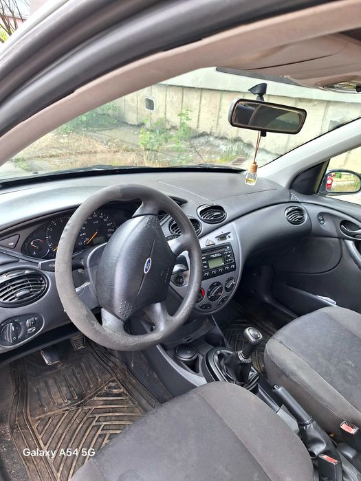 Ford Focus 1 benzina