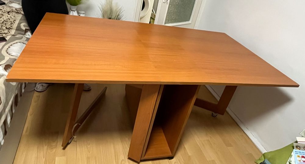 Masa pliabila de 6/8pers