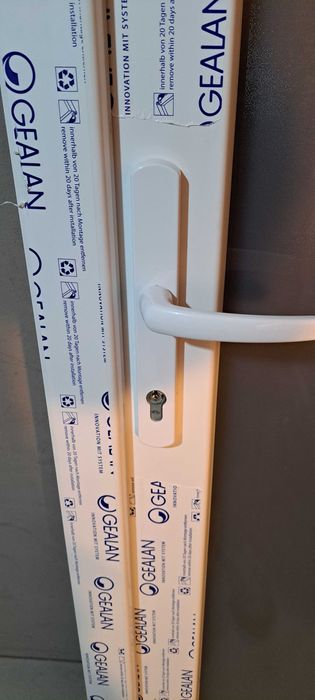 Ușă  termopan Gealan