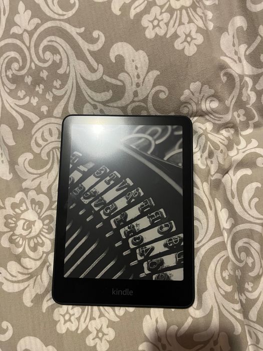 Kindle Paperwhite - модел 2024 година 7 инча