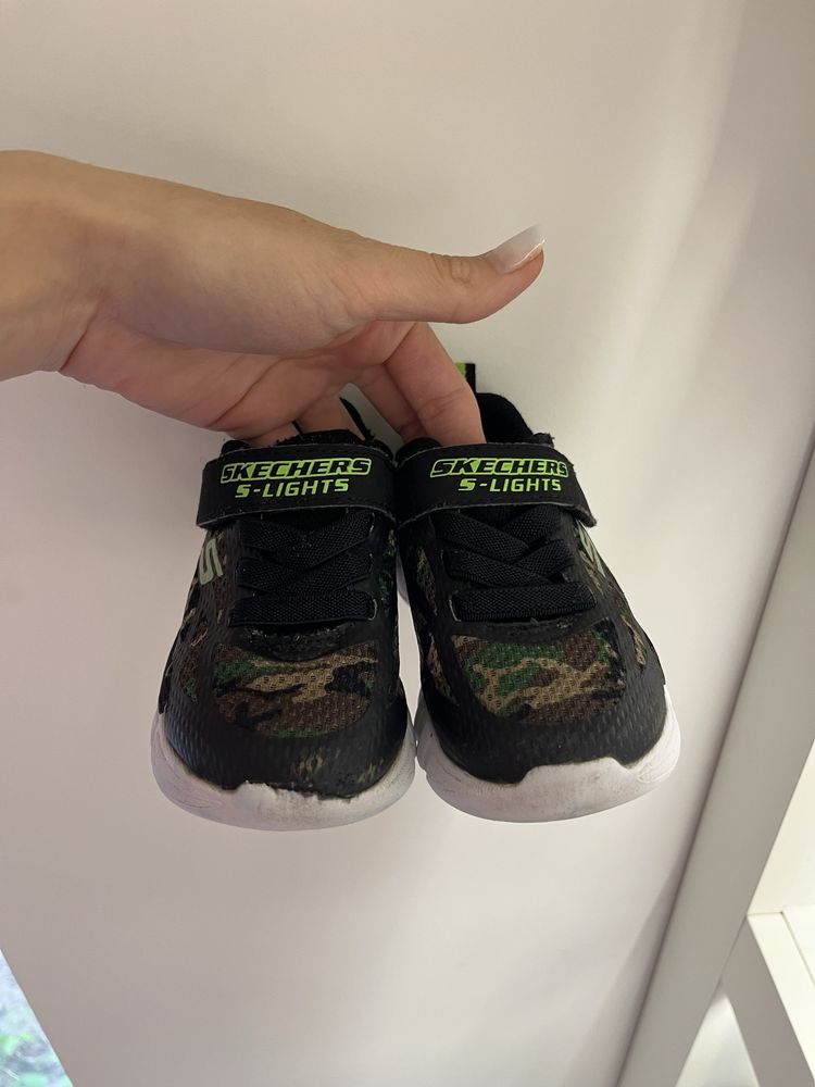 Încălțăminte Skechers, mărimea 23