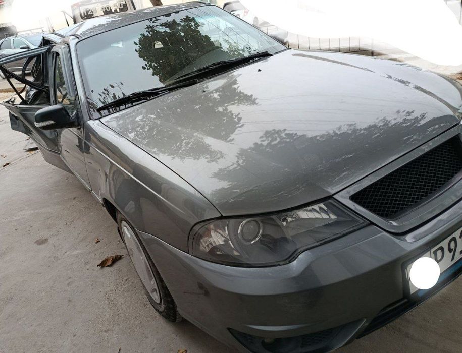 Avareniy Nexia sotiladi