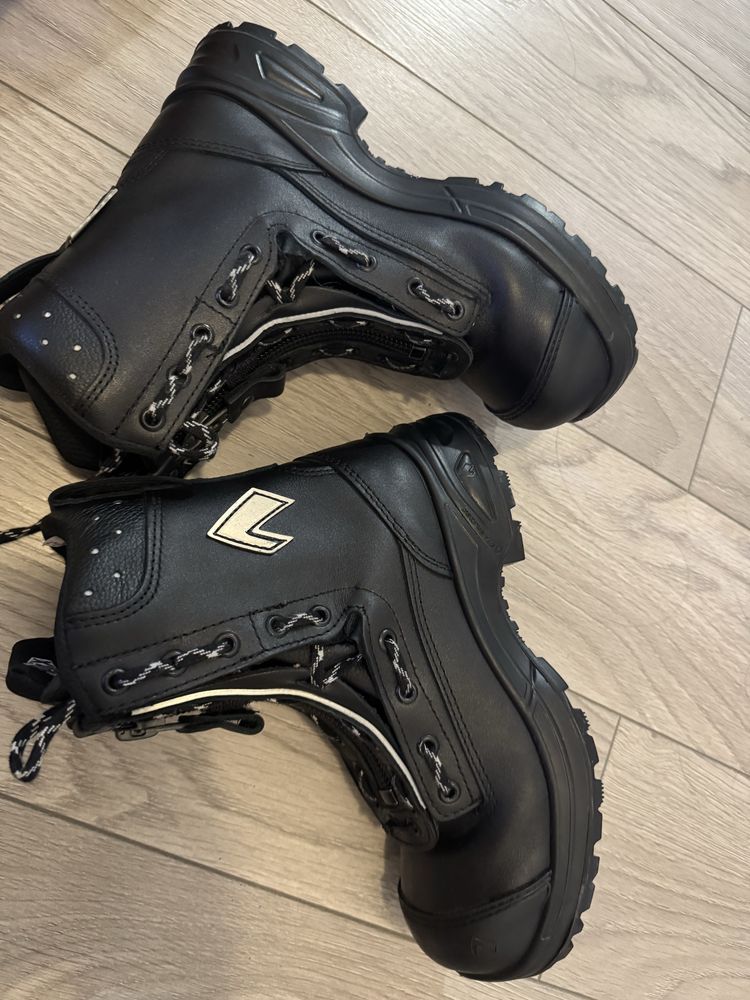 Bocanci haix goretex cu bombeu metalic NOI ,nr 38