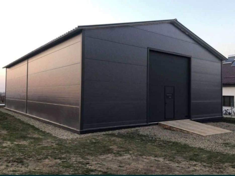 Vând hală metalică 40 de m lungime 16 m deschidere 5 m înălțime