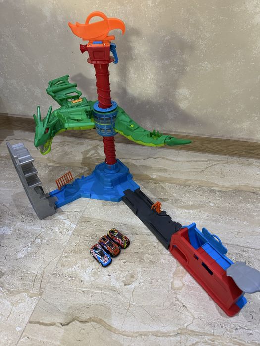 HOT WHEELS Драконова въздушна атака