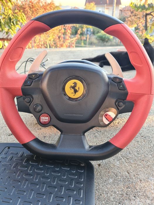 Волан с педали Thrustmaster - Ferrari 458 Spider