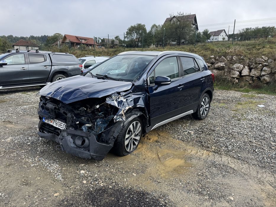 Suzuki sx4 s cross 4x4 1.4 benzina 140 cp automata avariat