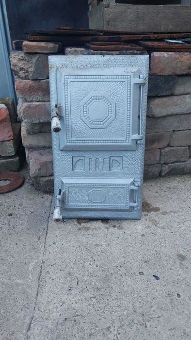 usă pentru sobă- 150 lei bucata, ultimele 2 buc