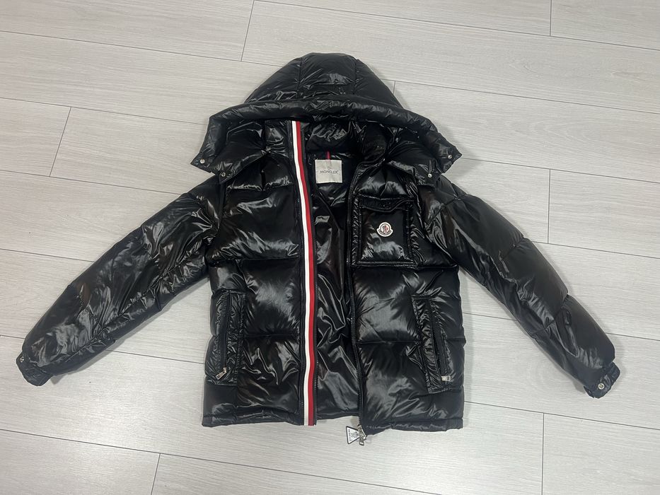 Geaca moncler montbeliard neagra