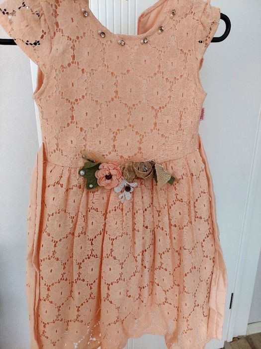 Продам ,каждая вещь по 3000тг