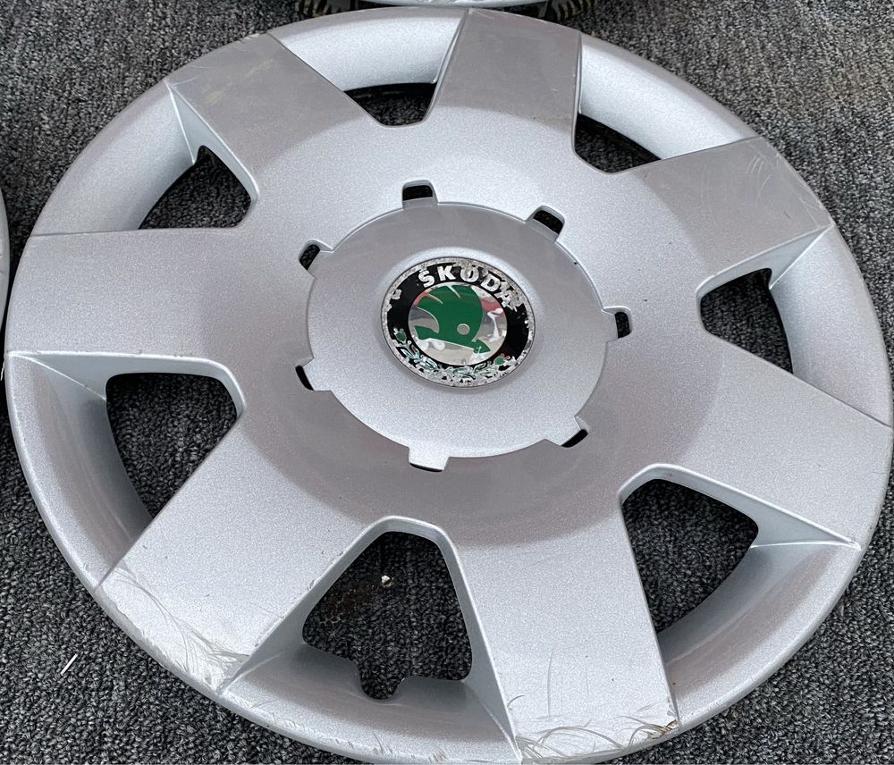 Capace Jante De Tabla 14" - Originale Skoda Fabia