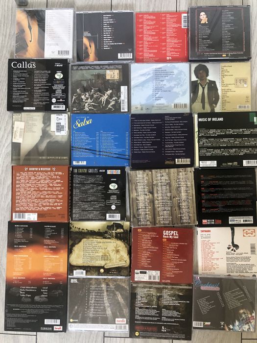 vand CD uri cu muzica diverse