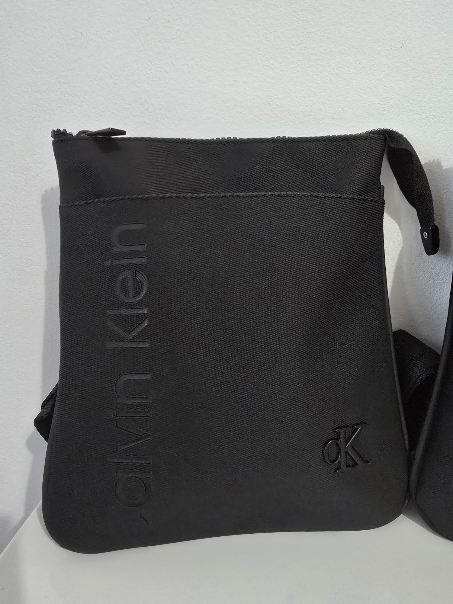 Borsete Barbati/Modele Noi Ck,Emporio Armani, Hugo Boss