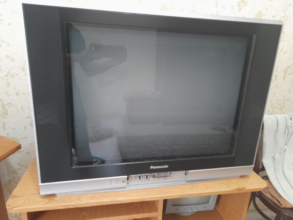 Б/У Телевизор Panasonic Colour TV