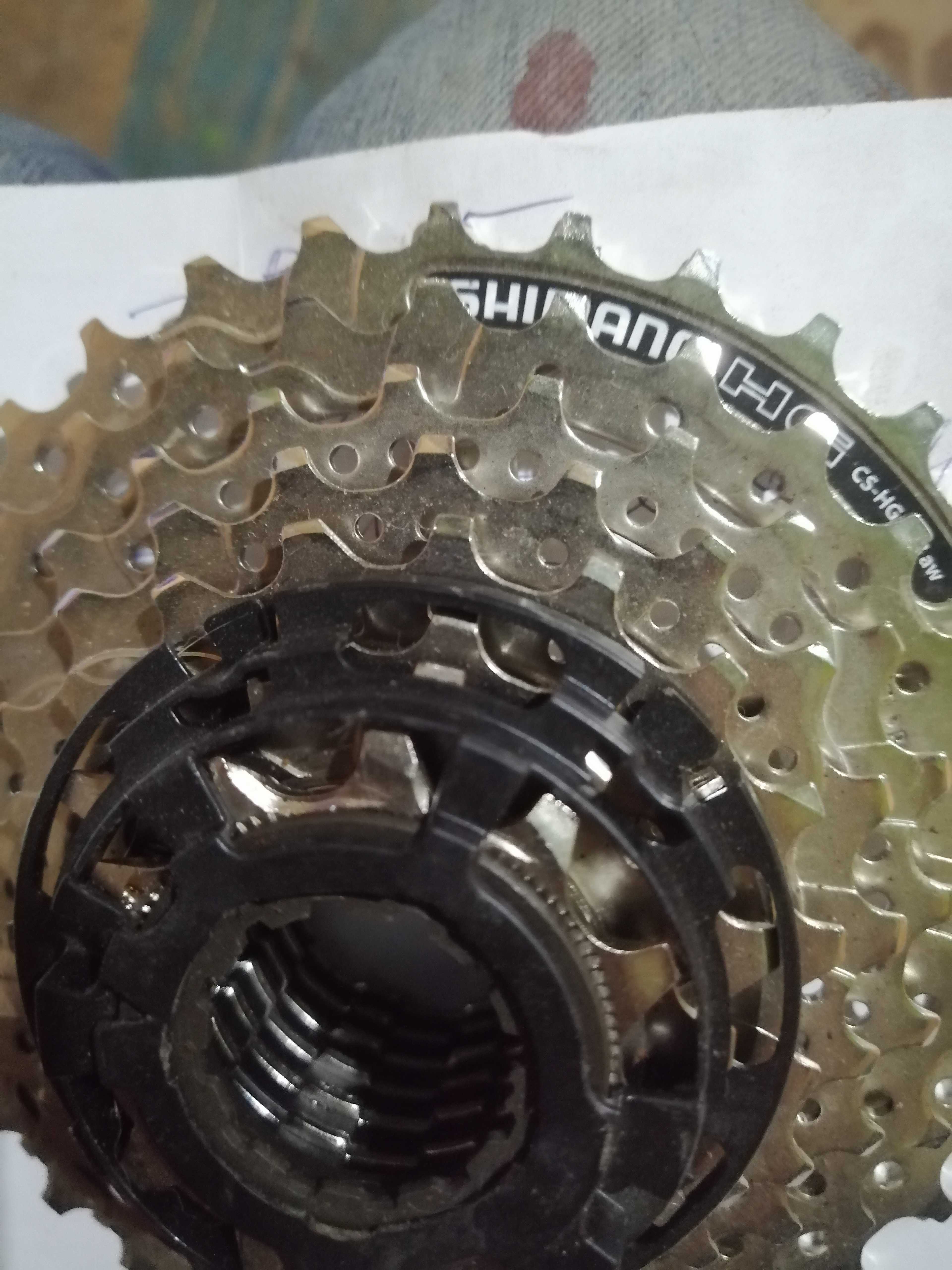 Pinioane noi Shimano  8v. MTB