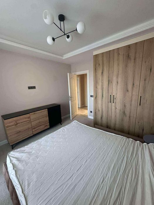 Дава се под наем Двустаен апартамент в София, Кръстова вада - 70 кв.м за 1095.99 € - Снимка #3