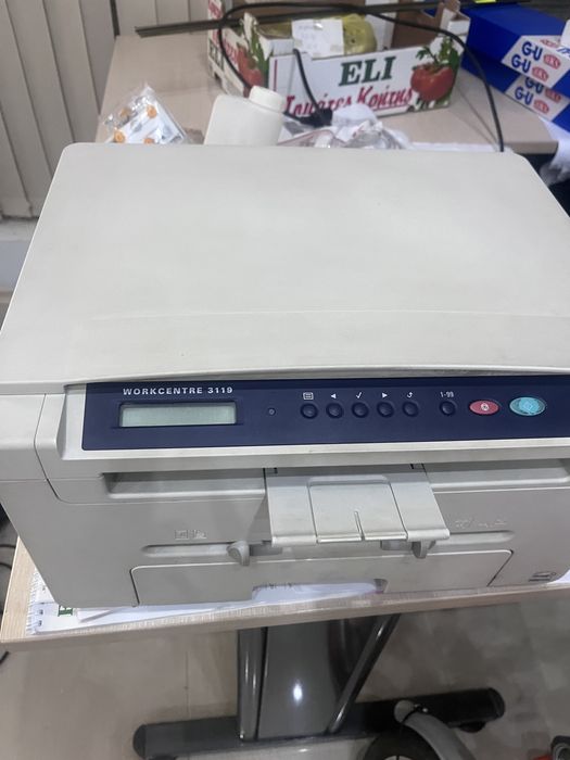 Мултифункционално устройство Xerox принтер, скенер , копир