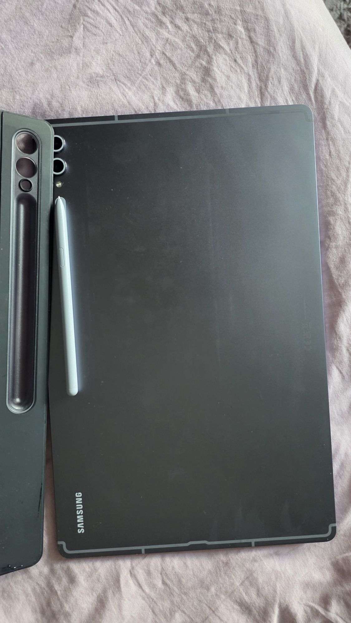 Samsung tab 10 ultra 256gb със гаранция 15 месеца платен кеш!
