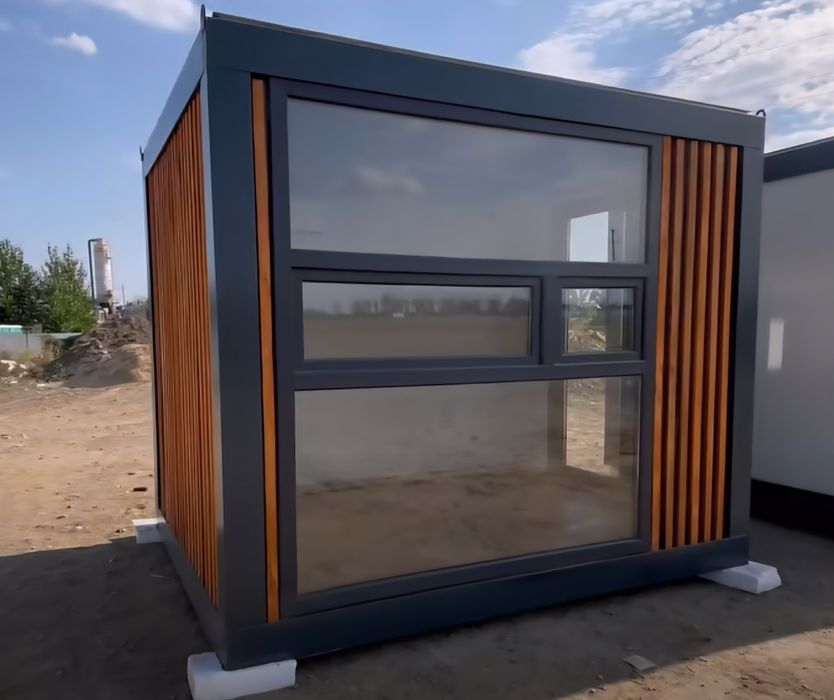 Vand containere modulare modele unice dar și standard