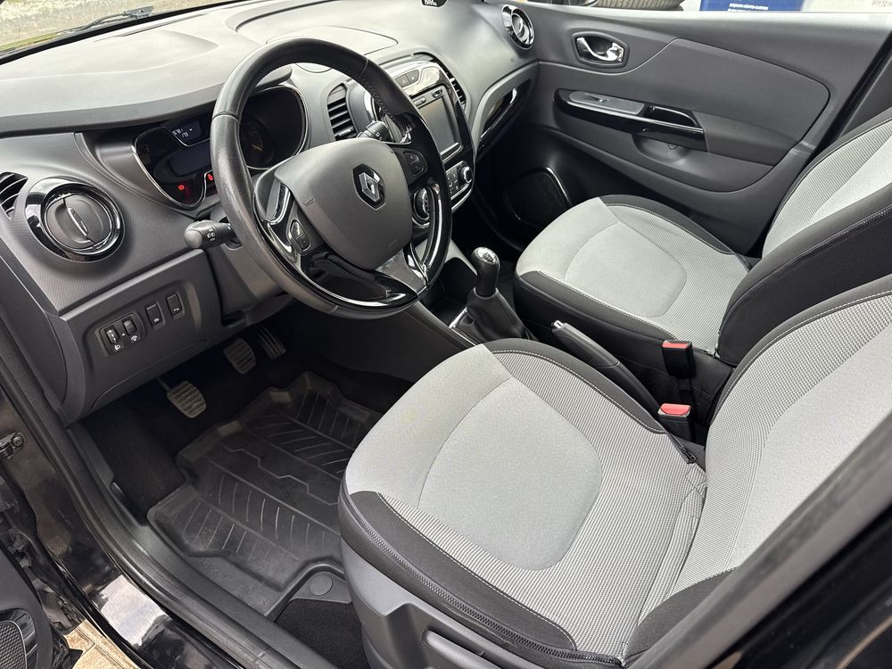 Renault Captur Exclusive - 2014 - BENZINA - Navi / Led / Impecabil !!