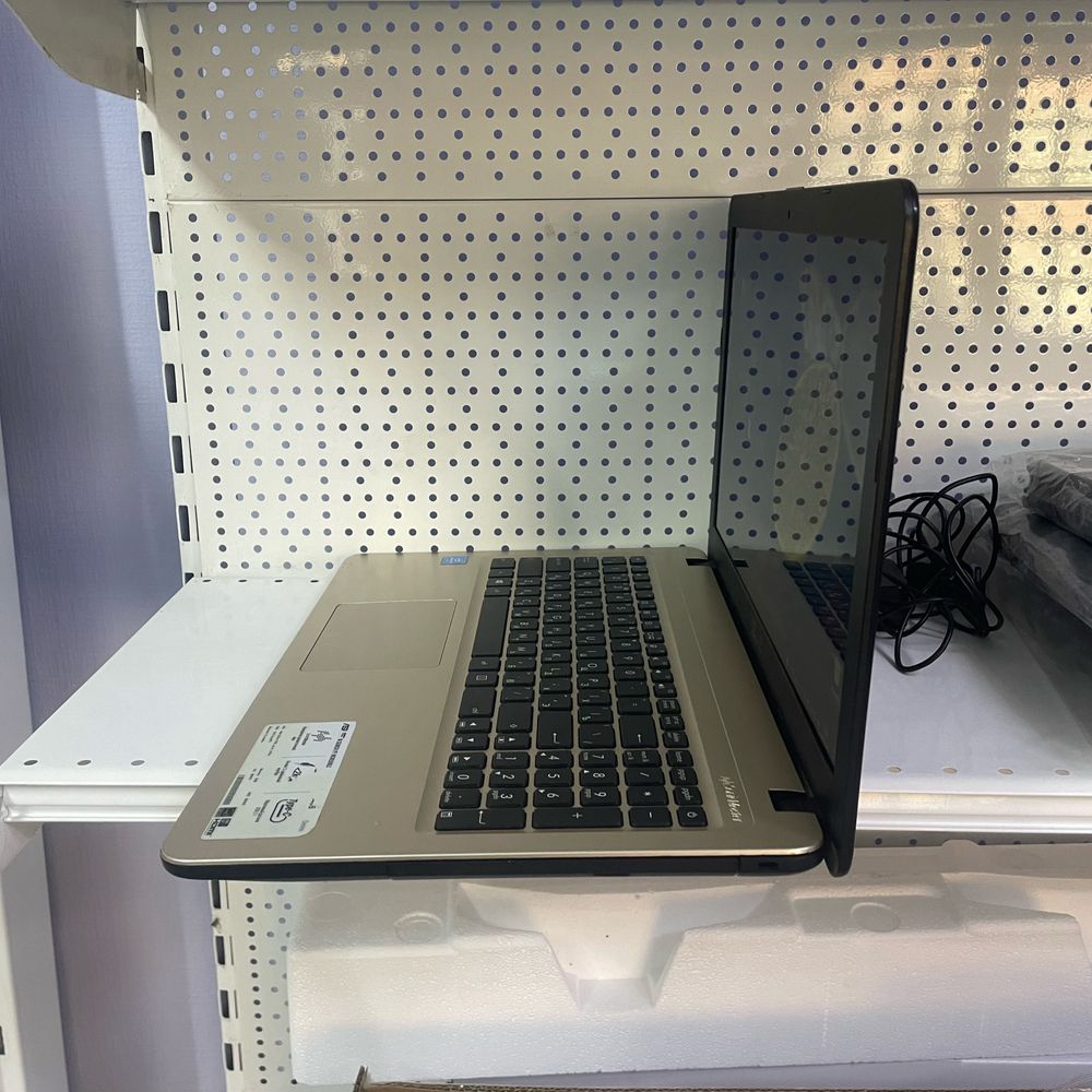 Ноутбук Asus “15,6”+HDD 500 Гб+Гарантия 3 месяца