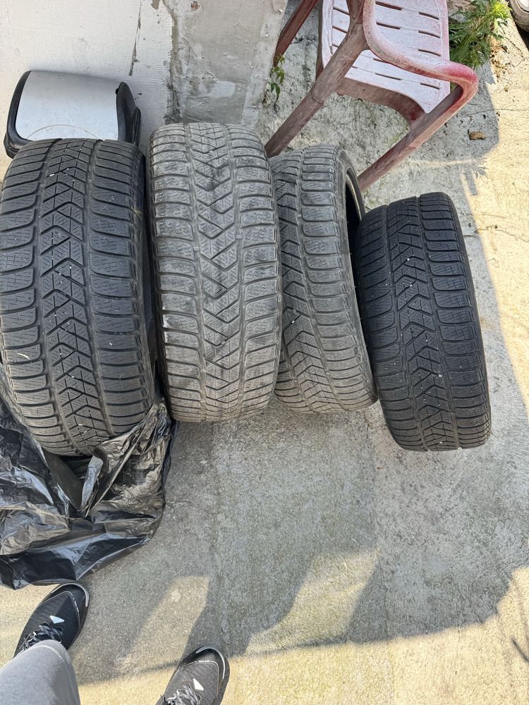 Зимни Гуми Pirelli 225/45/18
