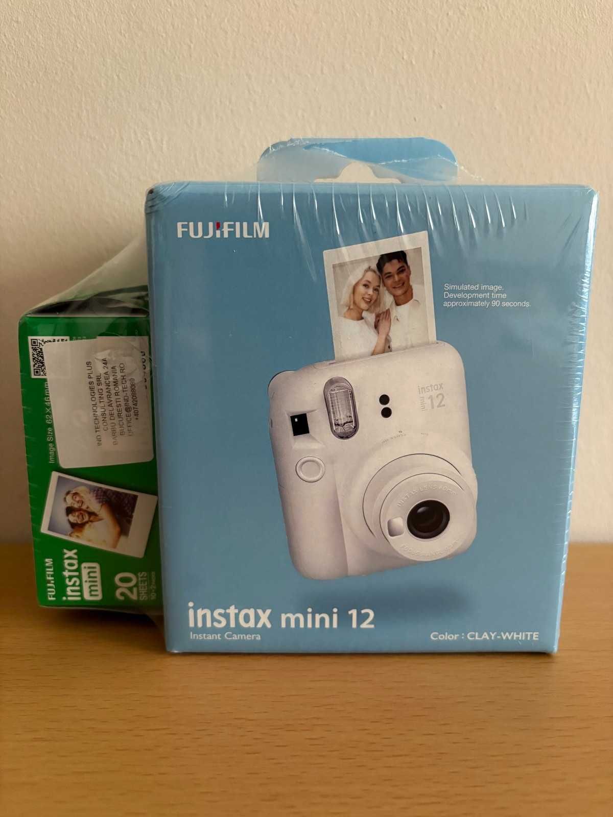 Фотоапарат за моментни снимки Fujifilm Instax Mini 12 Clay White