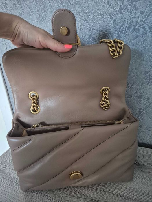 Нова чанта Pinko Love Puff Classic