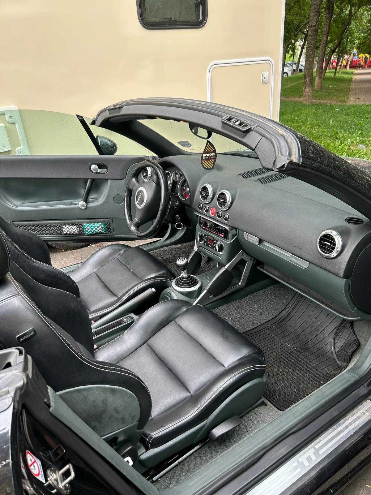 Audi tt 8n decapotabil - cabrio - 2001