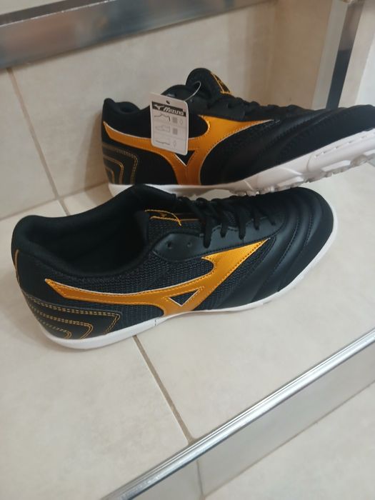 Футболни обувки Mizuno 39